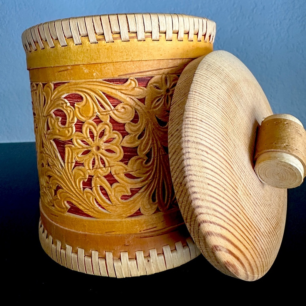 Floral Birch Bark Basket Nature Made Hand Crafted 6”. X 4.5”
